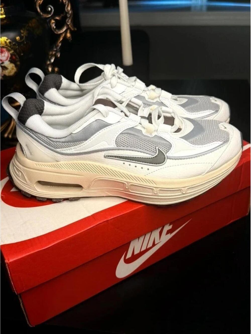 Nike Air Max Bliss Next Nature Wolf Grey Women’s 6 Brand New